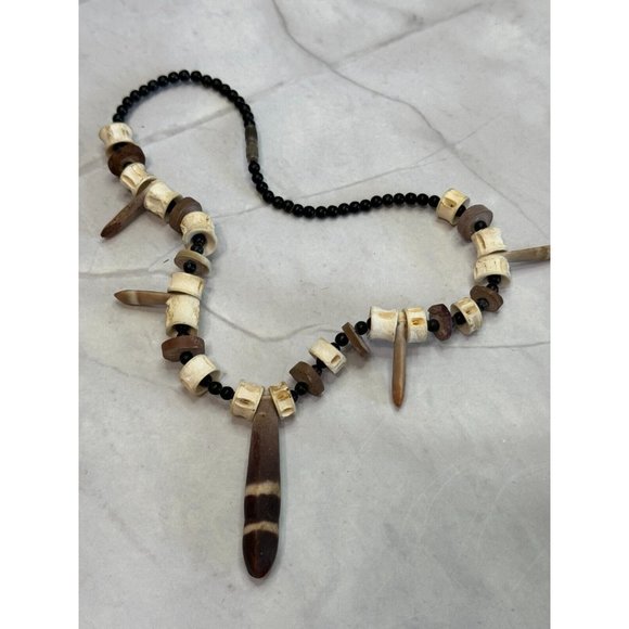 Southwestern Fish Bone Vertebrae Beaded tTribal Necklace - Picture 7 of 9